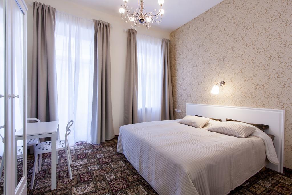 Real House Aparthotel VNO Exterior photo