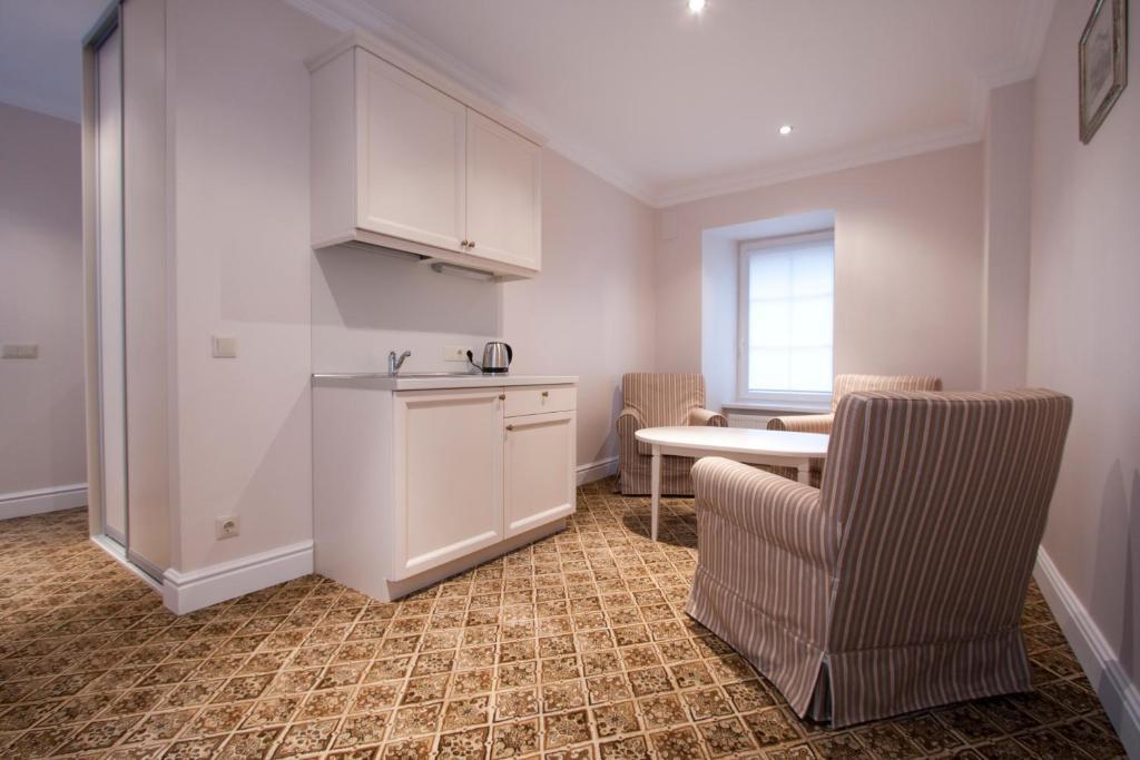 Real House Aparthotel VNO Room photo