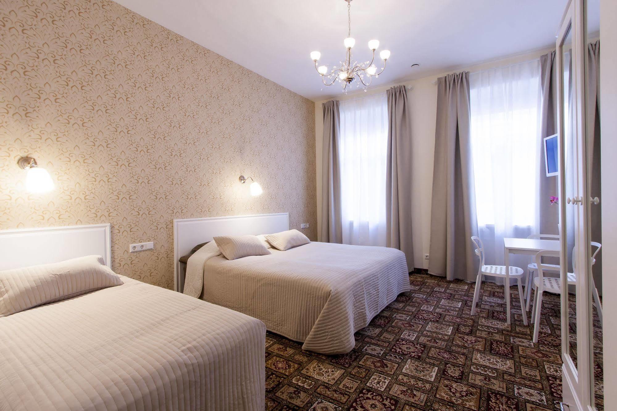 Real House Aparthotel VNO Exterior photo